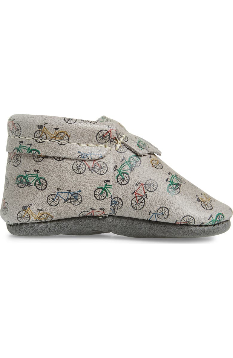 Freshly Picked Moccasin Crib Shoe, Alternate, color,