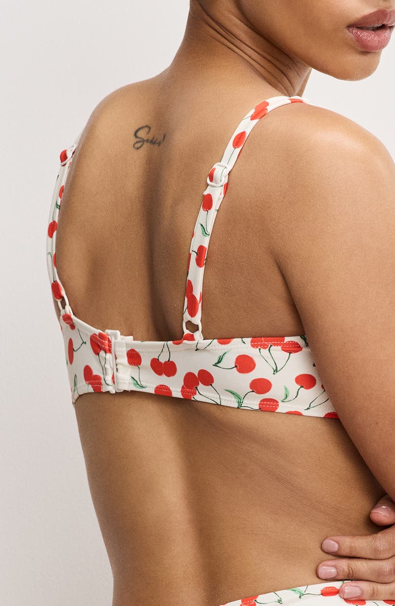 Good American Cherry Underwire Bikini Top, Alternate, color, Snow Cherries 04