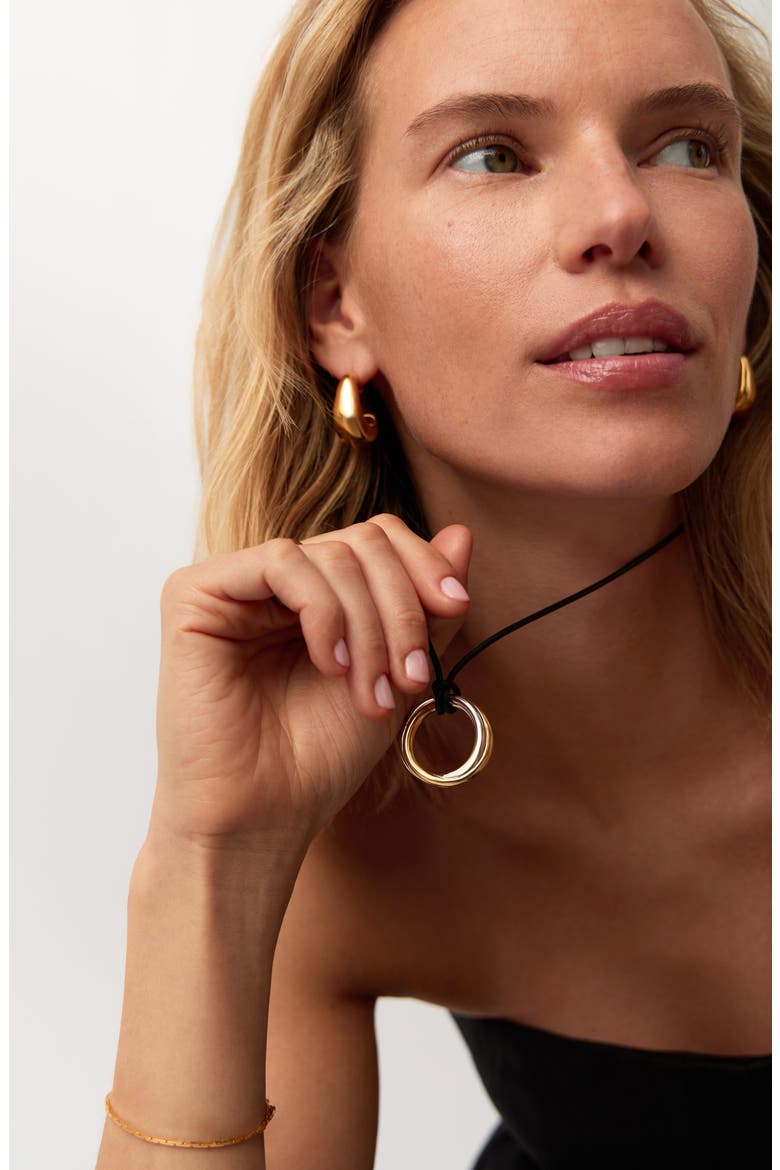 Lucy Williams Entwine Circle Pendant Necklace, Alternate, color, MIXED GOLD/ SILVER/ BLACK