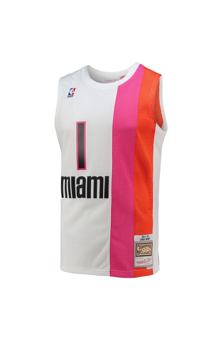 Mitchell & Ness Men's Mitchell & Ness Chris Bosh White Miami Heat 2001/02 Hardwood Classics Swingman Jersey, Alternate, color, 