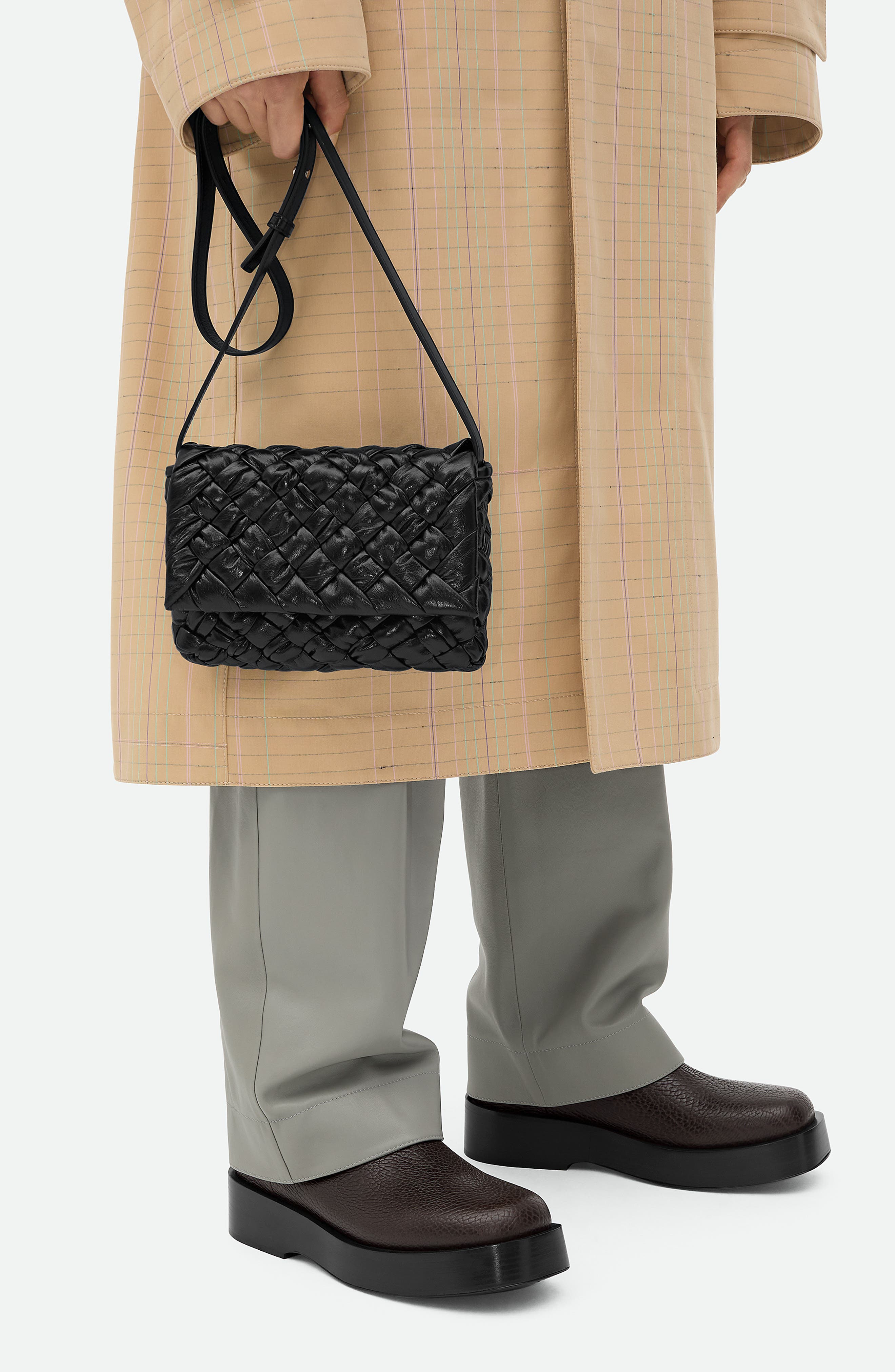 Bottega Veneta Torino Chelsea Boot, Alternate, color, Fondant