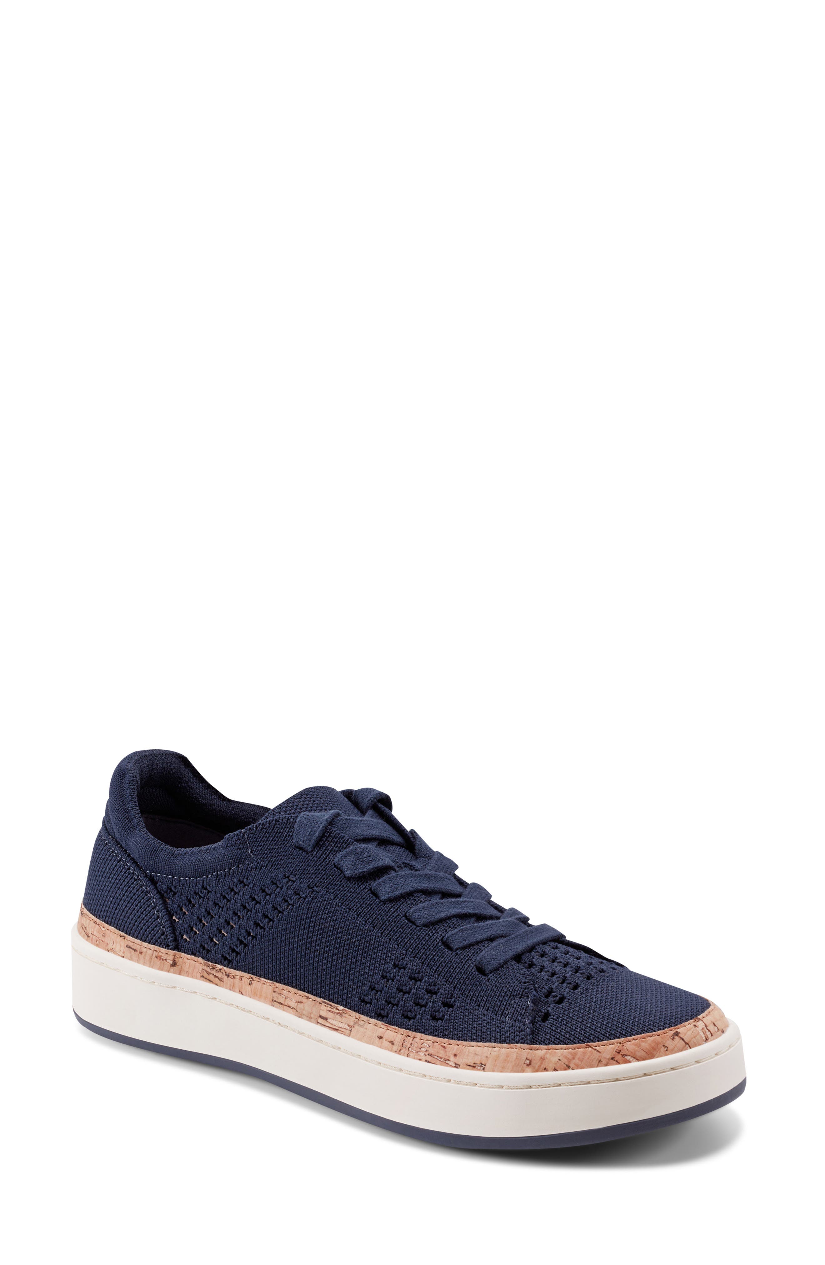 Knit Low Top Sneaker