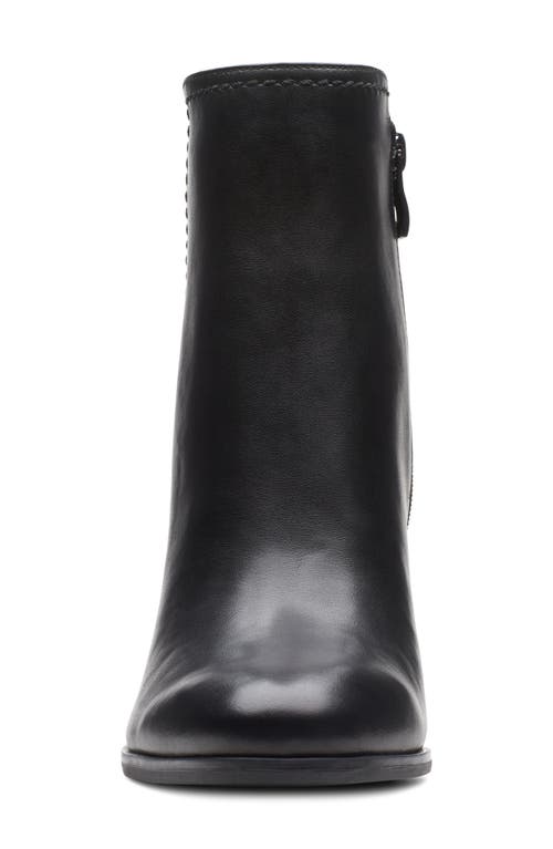 Clarks Freva 85 Buckle In Black