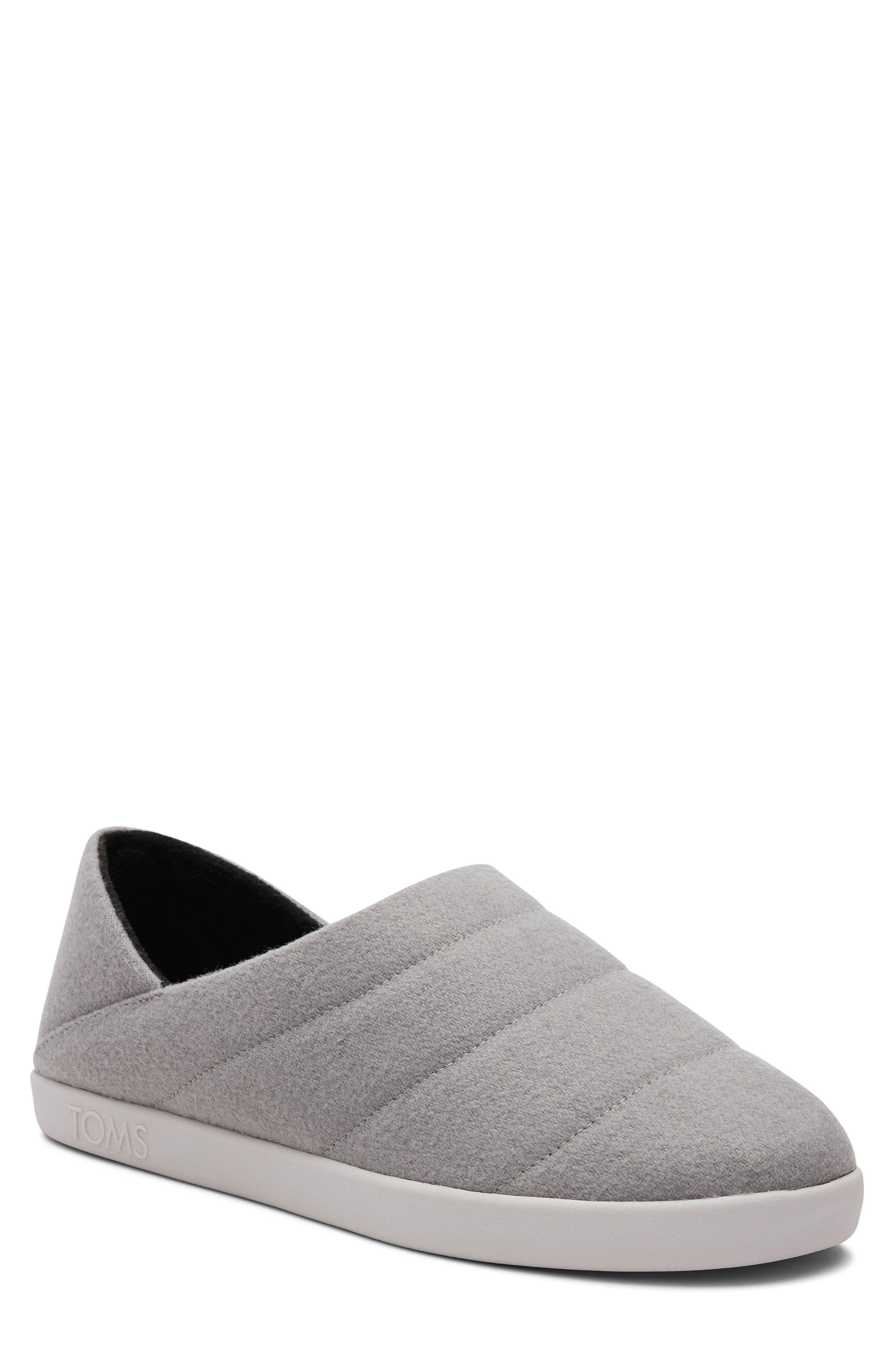 Ezra Slipper, Main, color, GREY