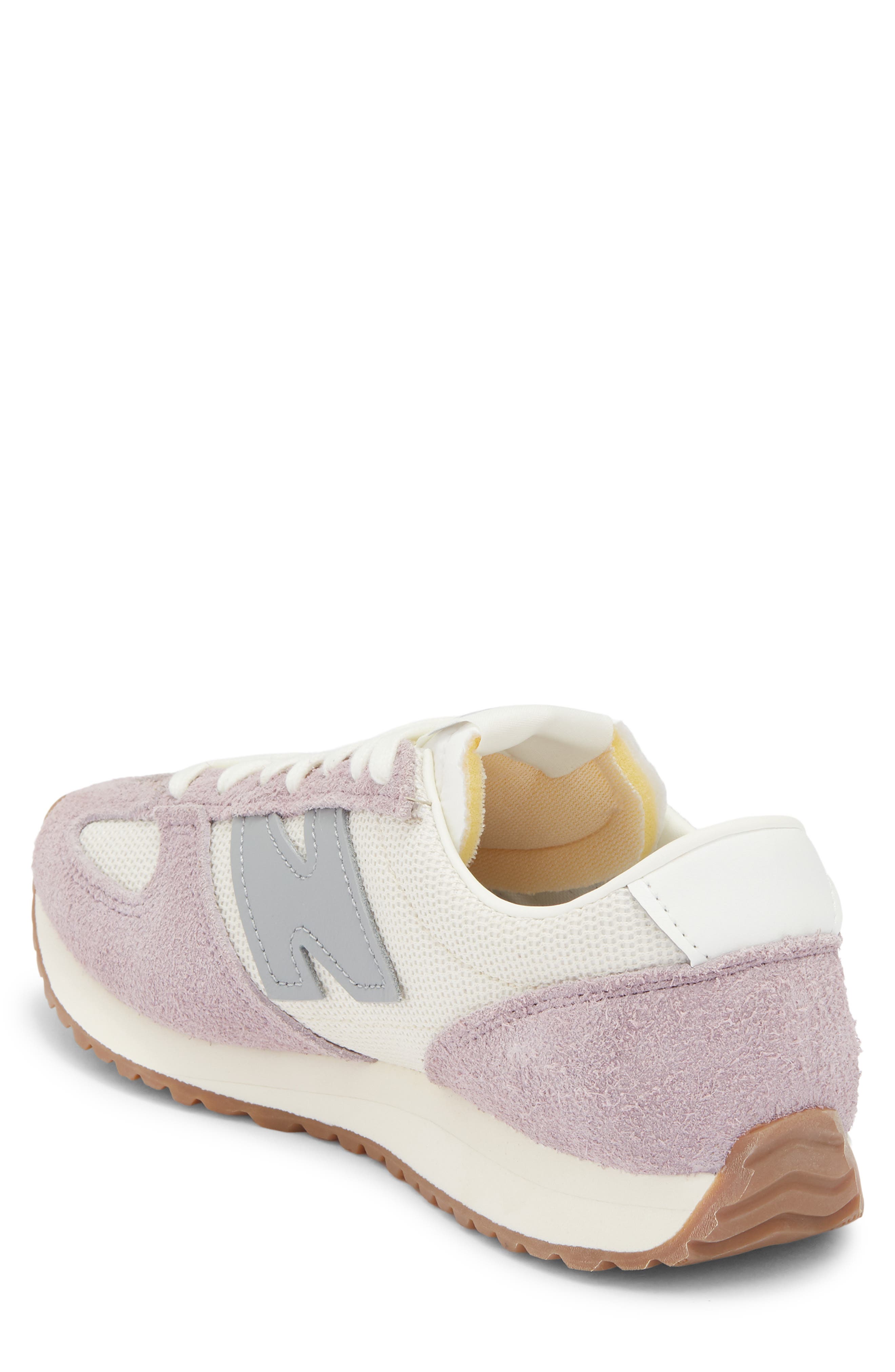 New Balance Gender Neutral 471 Sneaker, Alternate, color, Linen/ Ice Wine