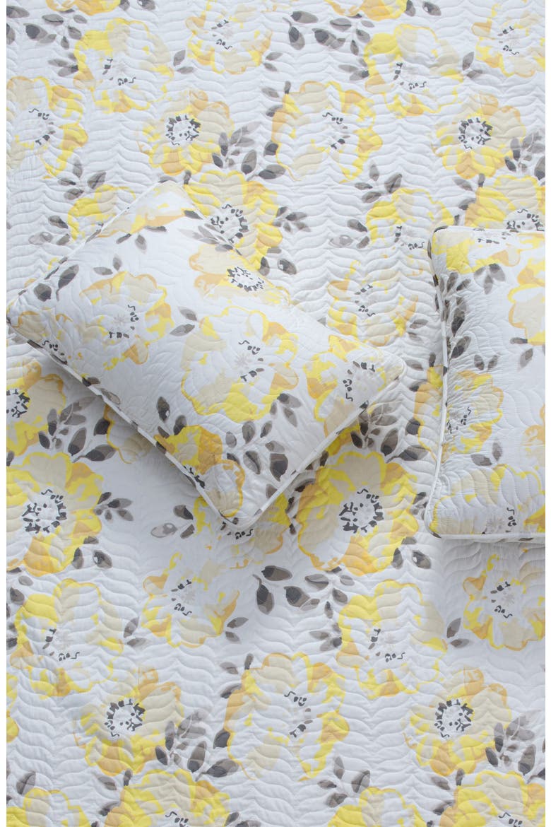 Watercolor Flower Quilt & Pillow Sham Set - Twin, Alternate, color, YELLOW