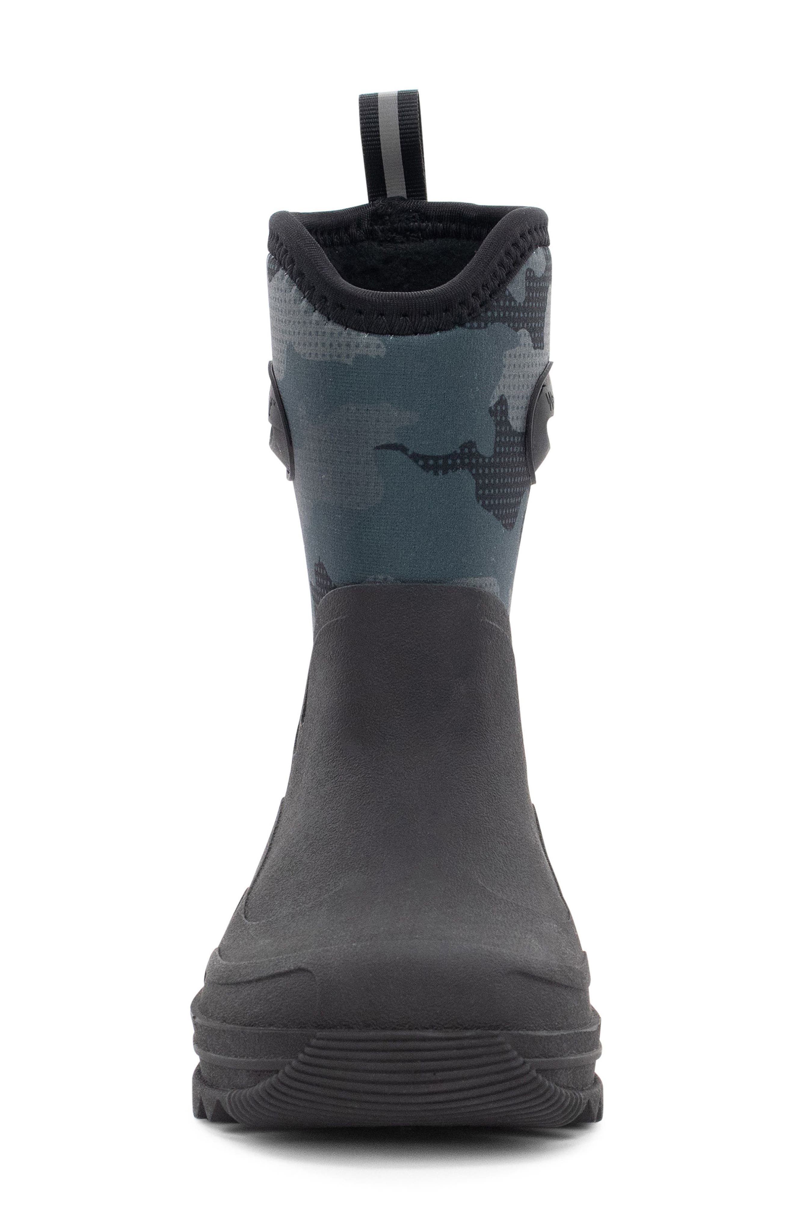 Western Chief Traverse Waterproof Boot, Alternate, color, Black