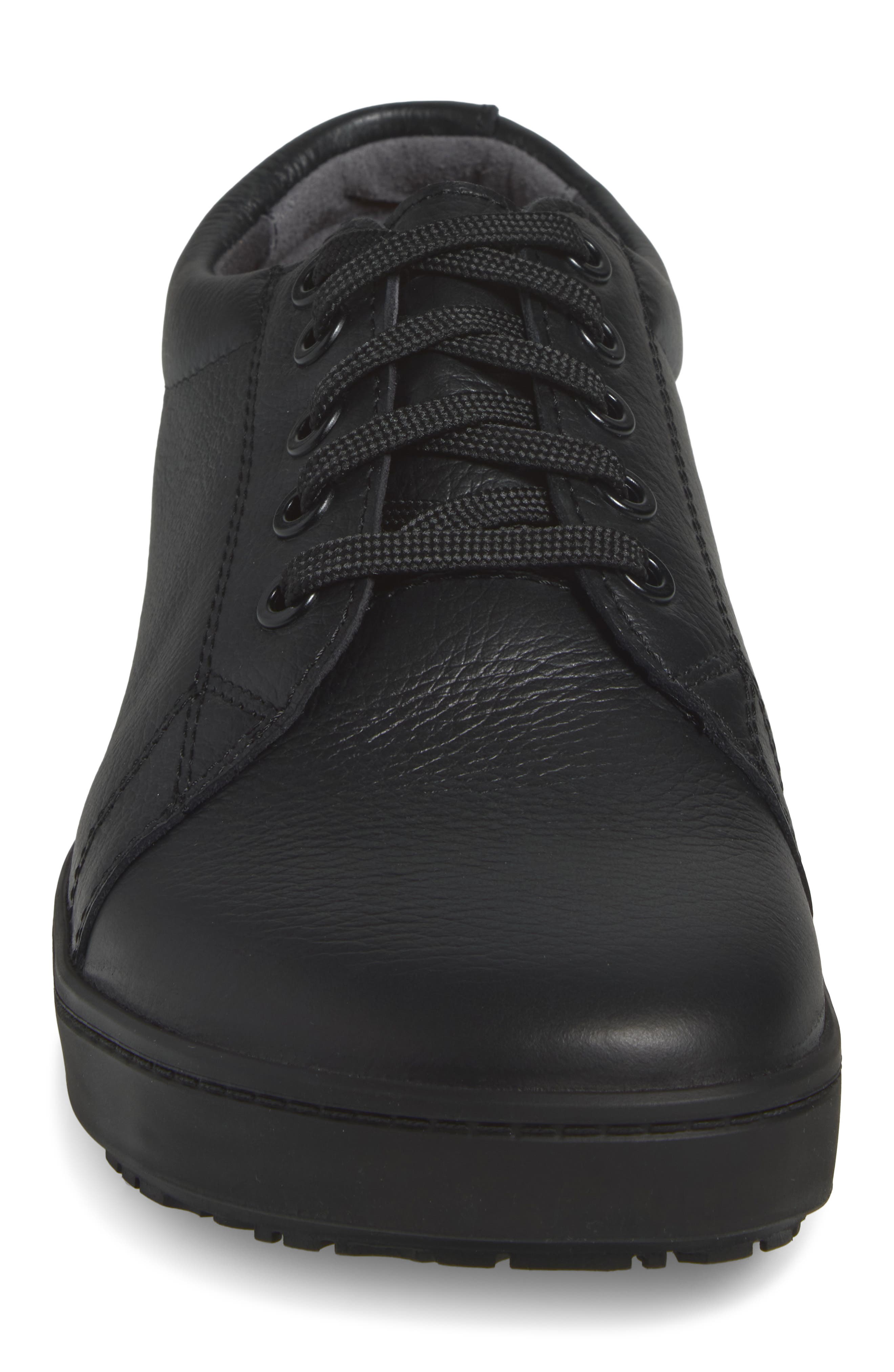 QO 500 Leather Sneaker, Alternate, color, BLACK
