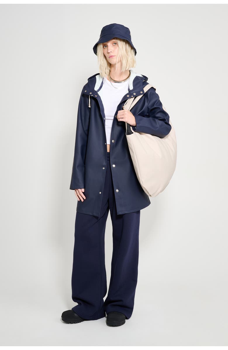Stutterheim Stockholm Long Sleeve Hooded Raincoat, Alternate, color, Navy