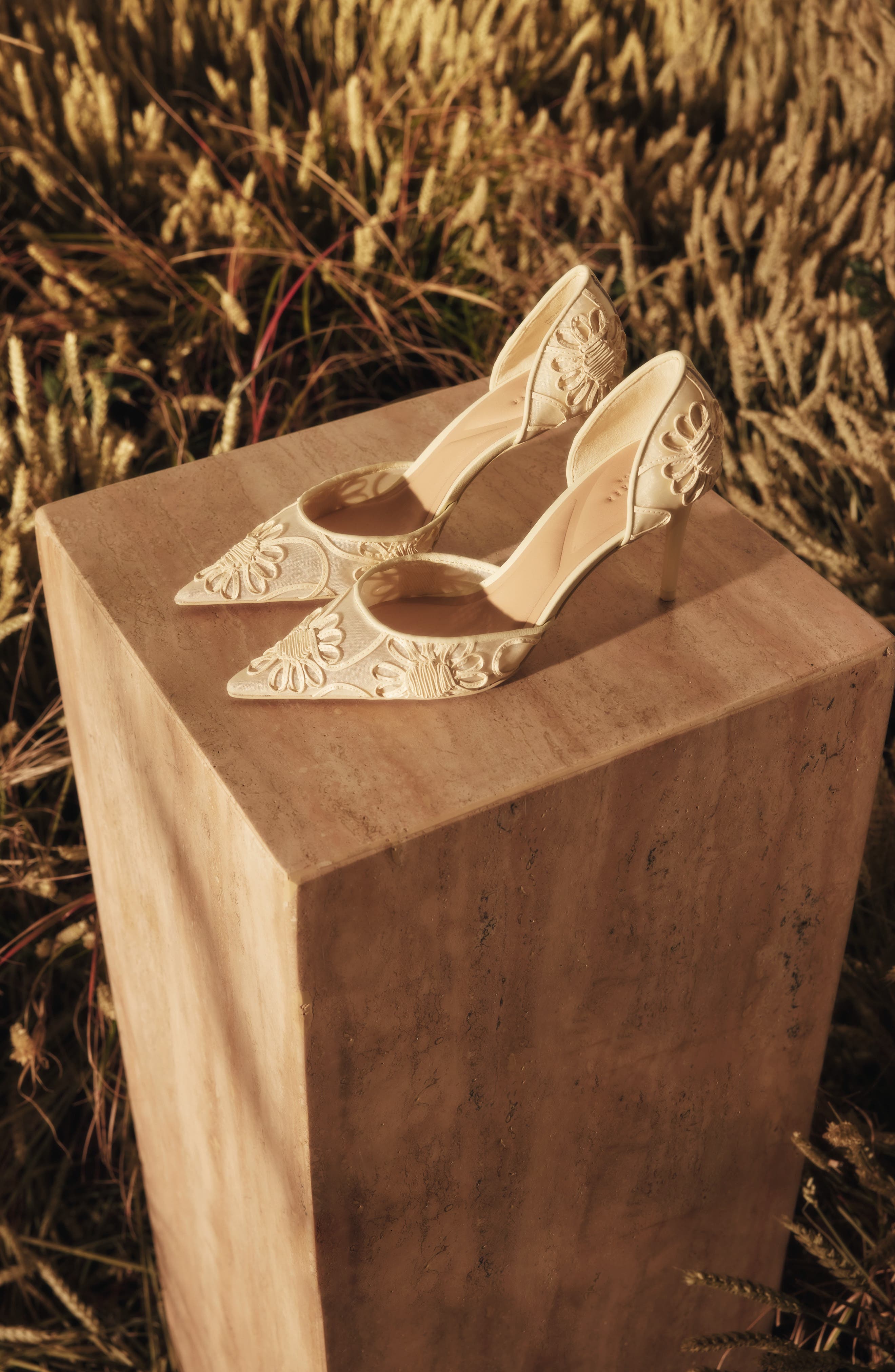 Amber d'Orsay Pointed Toe Pump, Alternate, color, MELON