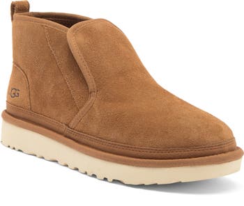 Buy UGG pull on boot