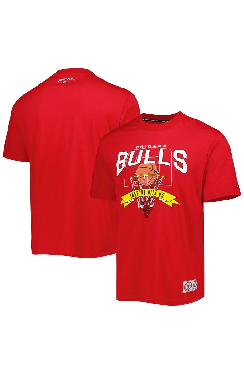 TOMMY JEANS Men's Tommy Jeans Red Chicago Bulls Tim Backboard T-Shirt, Main, color, Red