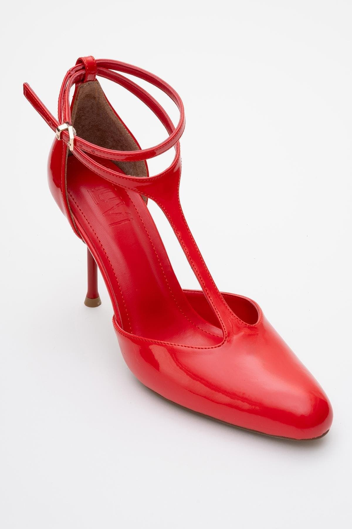  Red Patent