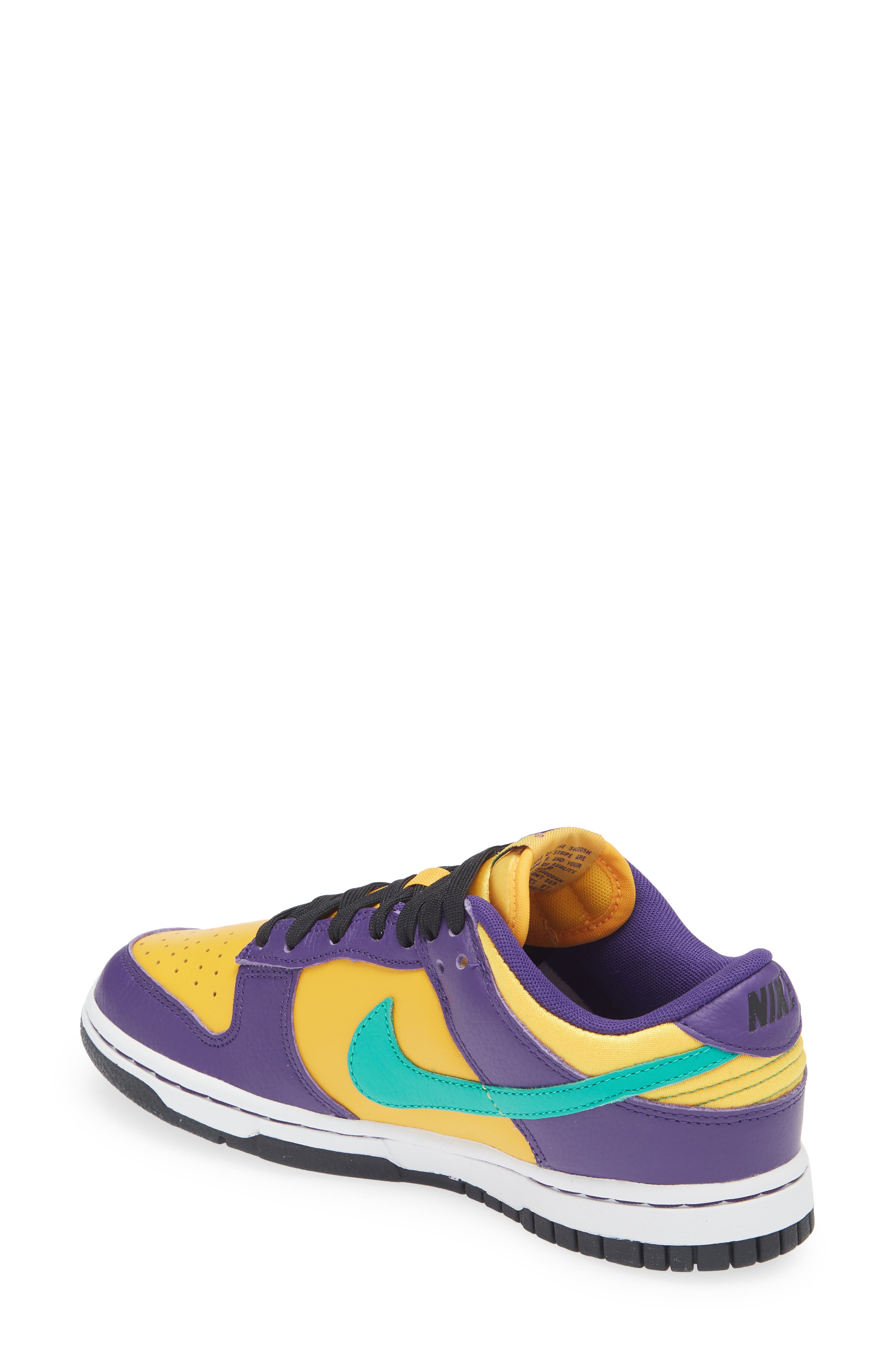 Nike Dunk Low LX 'Lisa Leslie' Basketball Sneaker, Alternate, color, 