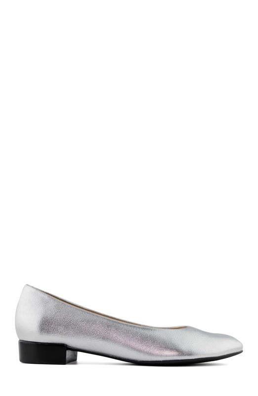 Madison Leather Flat - image 4