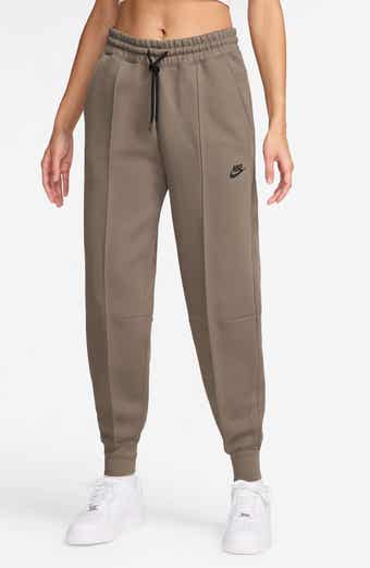Sportswear Tech Fleece Mid-Rise Joggers
