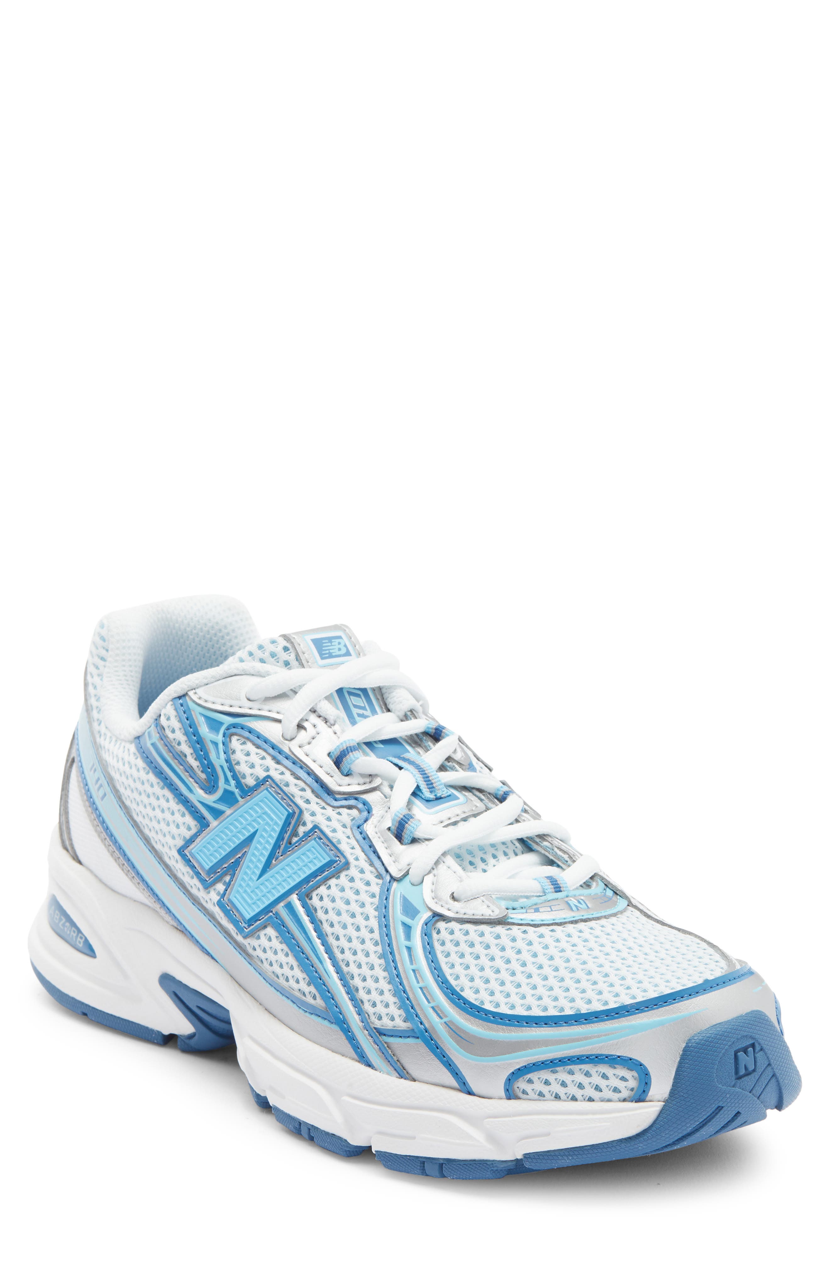 New Balance Gender Inclusive 740 Sneaker