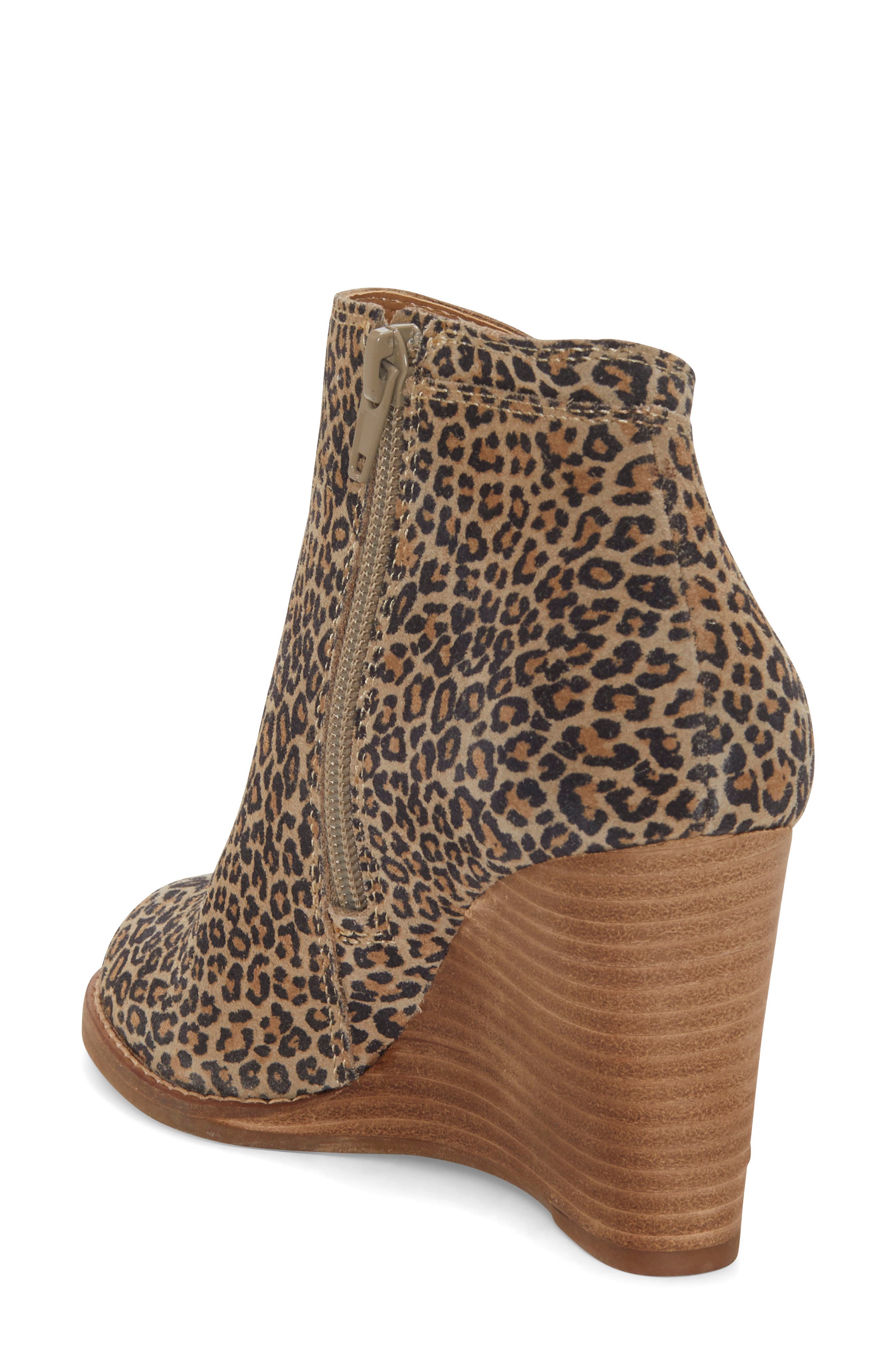 Yewani Bootie, Alternate, color, EYELASH LEATHER