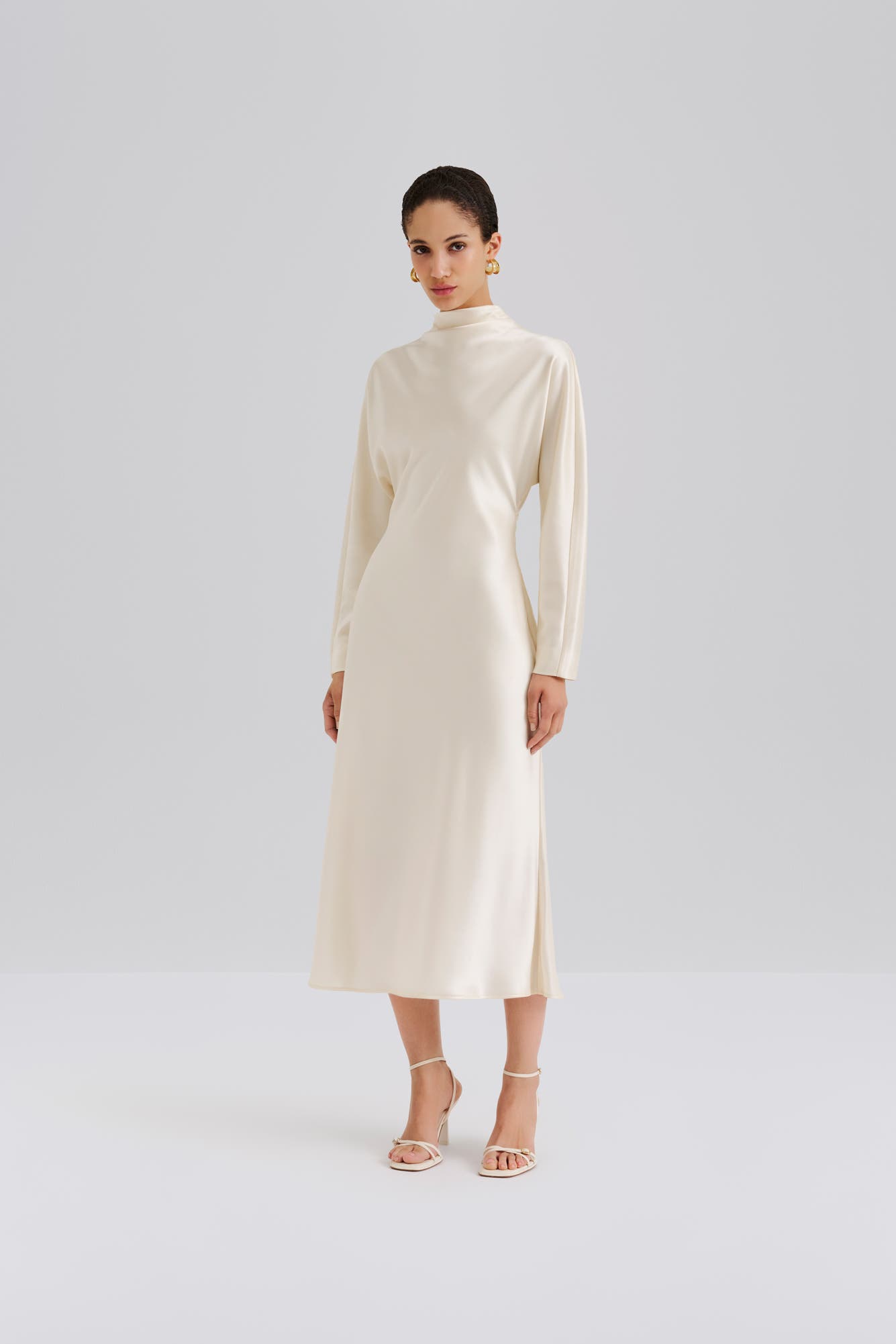 Zora Long Sleeve Midi Dress