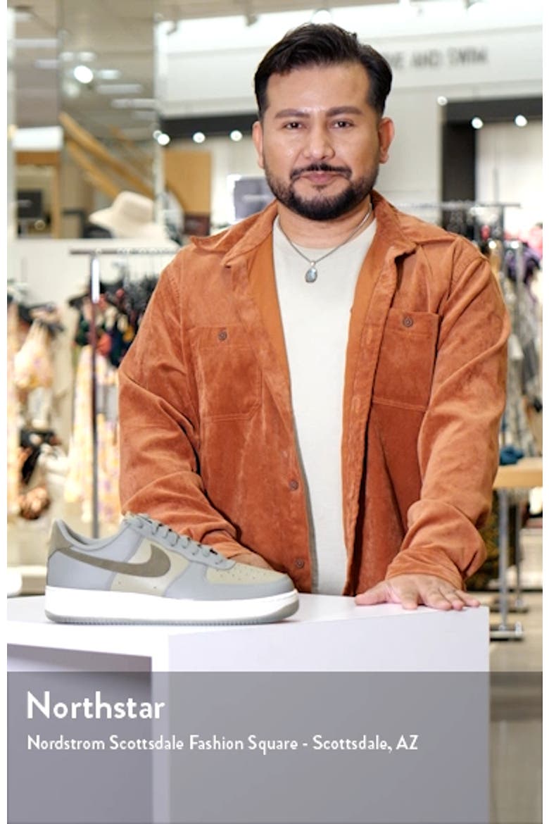 Air Force 1 '07 Sneaker video