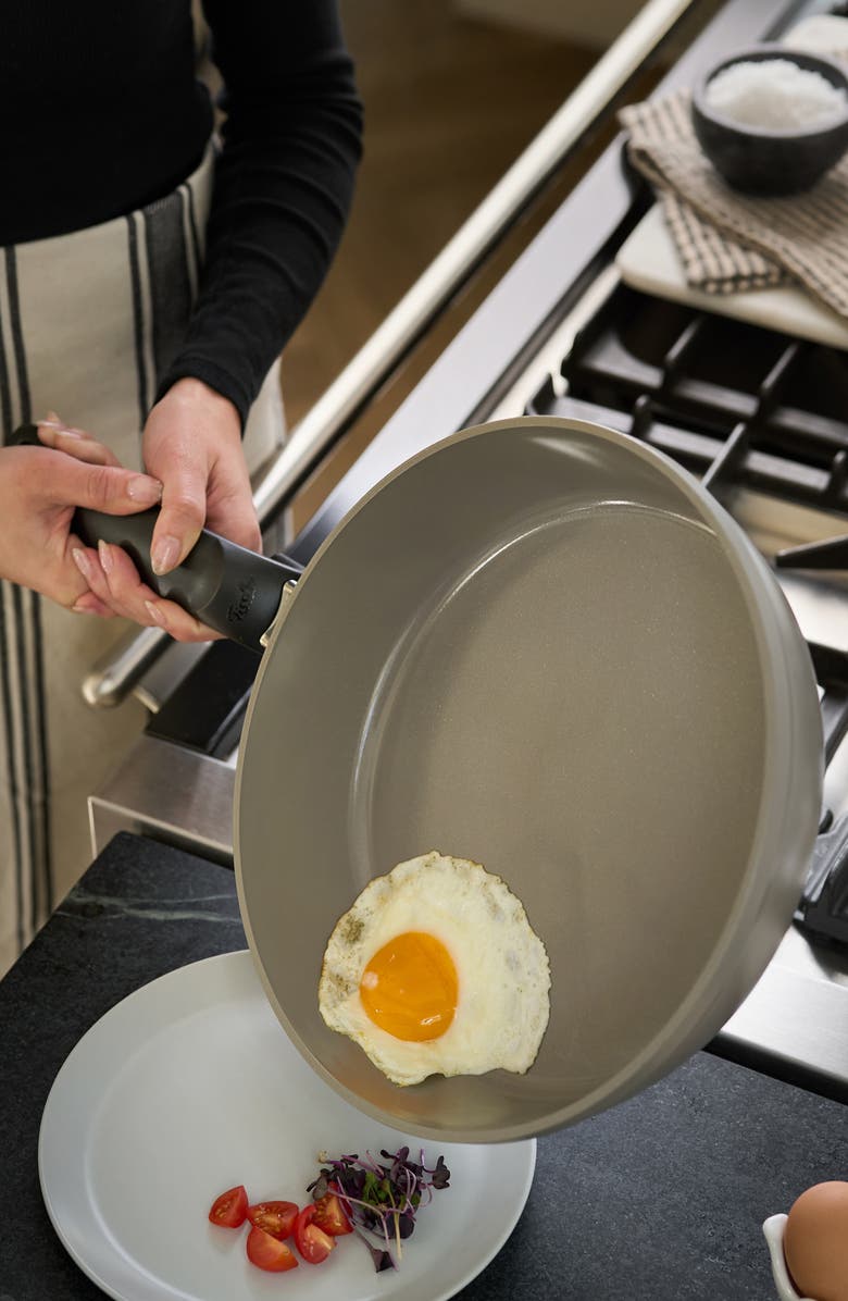 Fissler Ceratal Comfort Ceramic Non-Stick Frying Pan, Alternate, color, Warm Grey