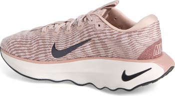 Motiva Road Runner Walking Shoe