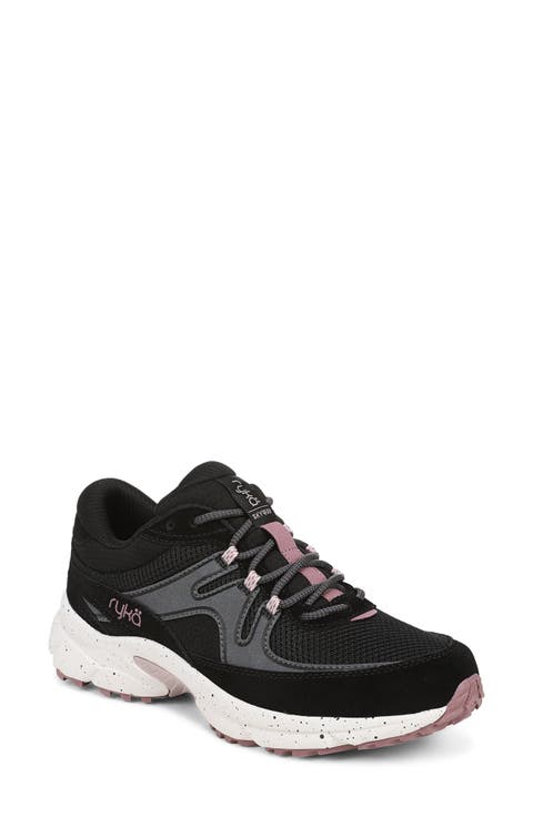 Skylift Trail Walking Sneaker