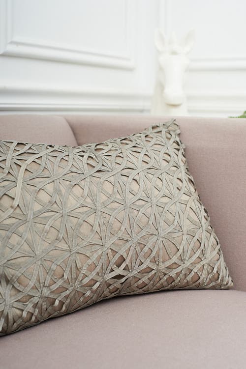 Elisabeth York Ribbon Mesh Solid Sandstone Tan Polyester Decor Throw Pillow, 14" X 22" In Neutral