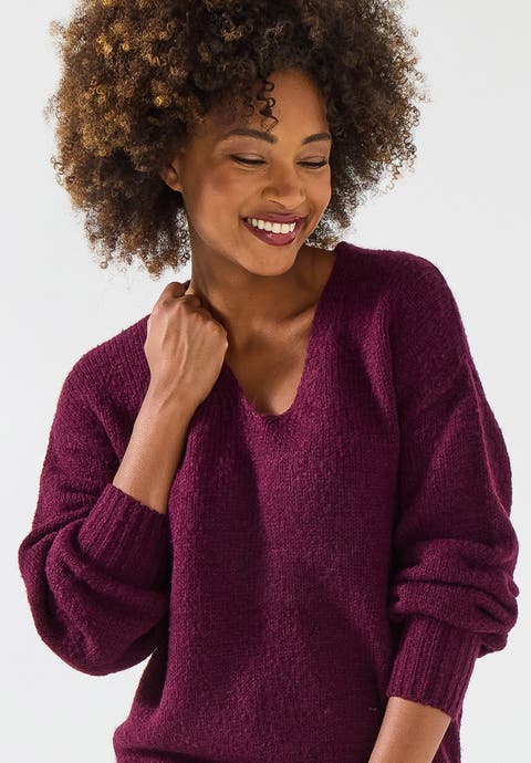 Cozy V Neck Pullover Sweater (plus)