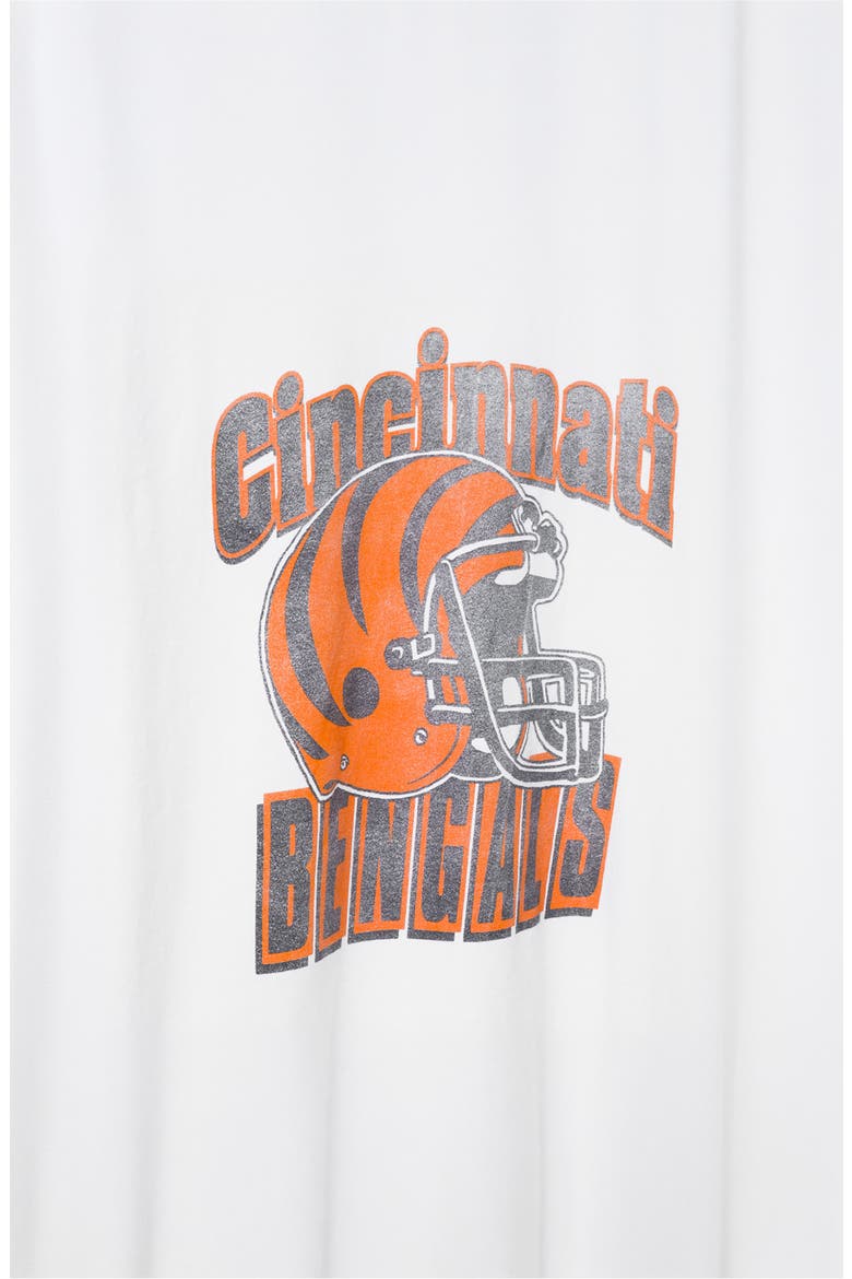 Cincinnati Bengals Throwback Helmet Cotton Graphic T-Shirt, Alternate, color, WHITE