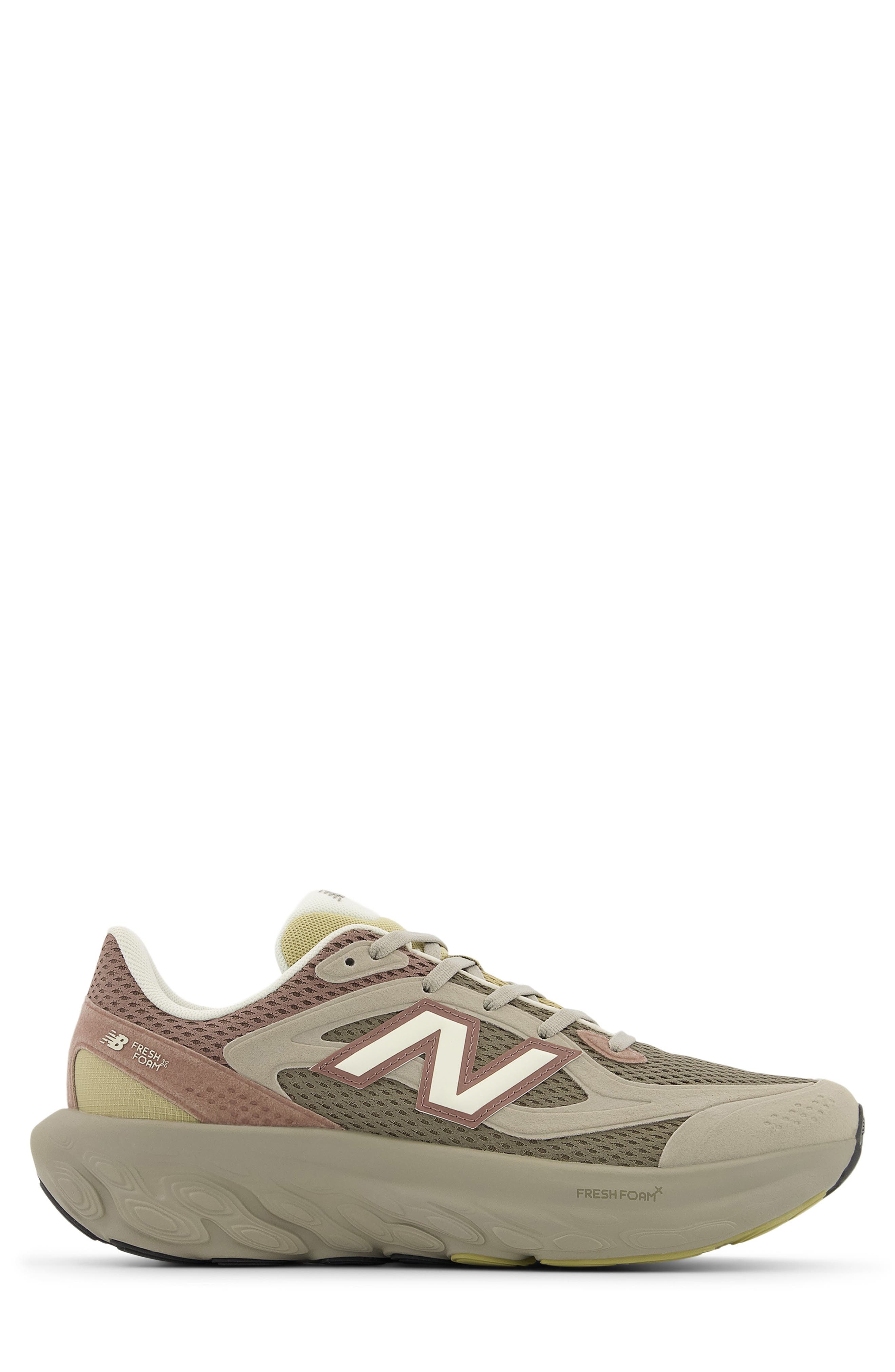FreshFoam Sneaker - image 4