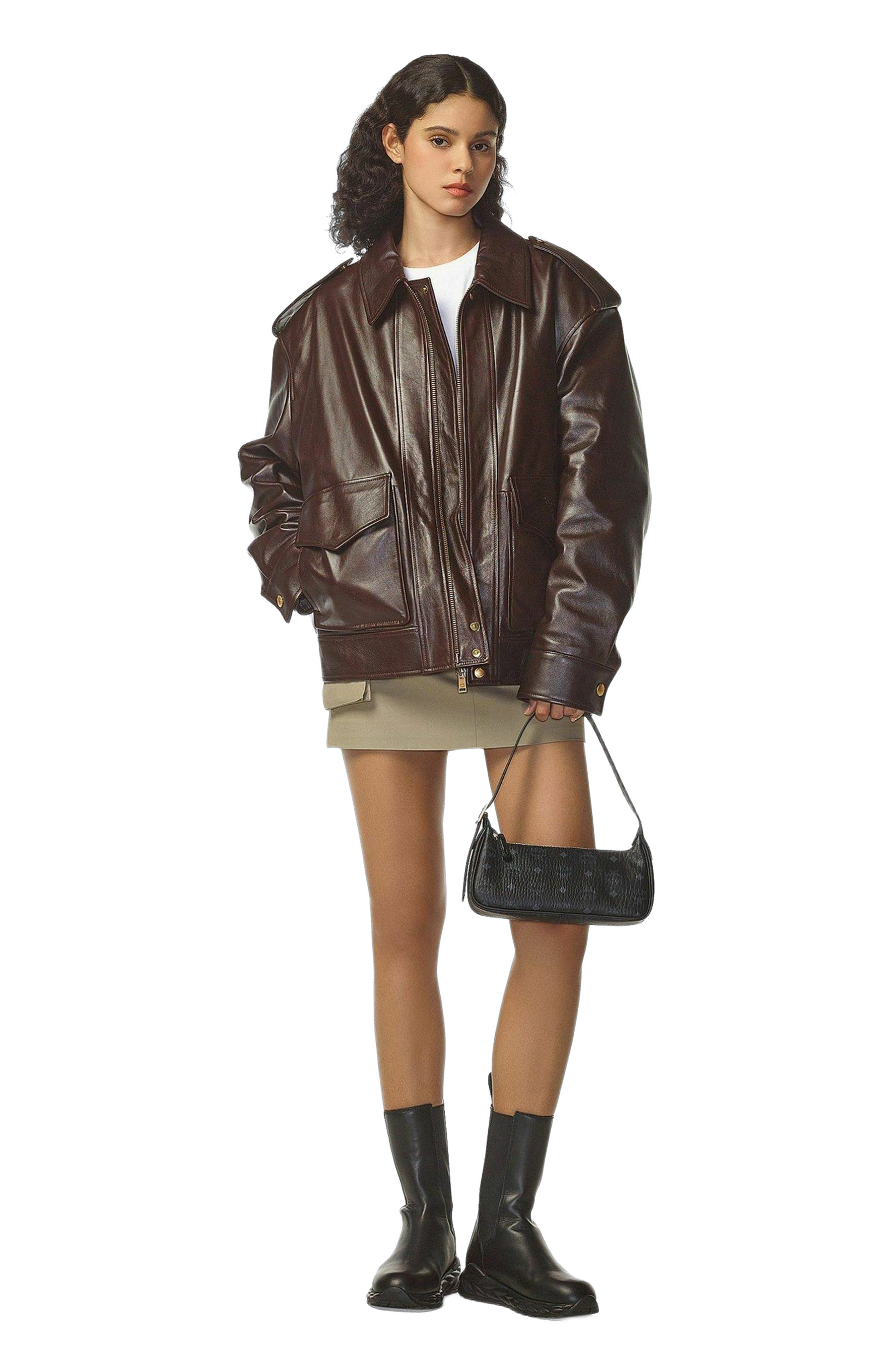 MCM Aren Shoulder Bag in Visetos, Alternate, color, 