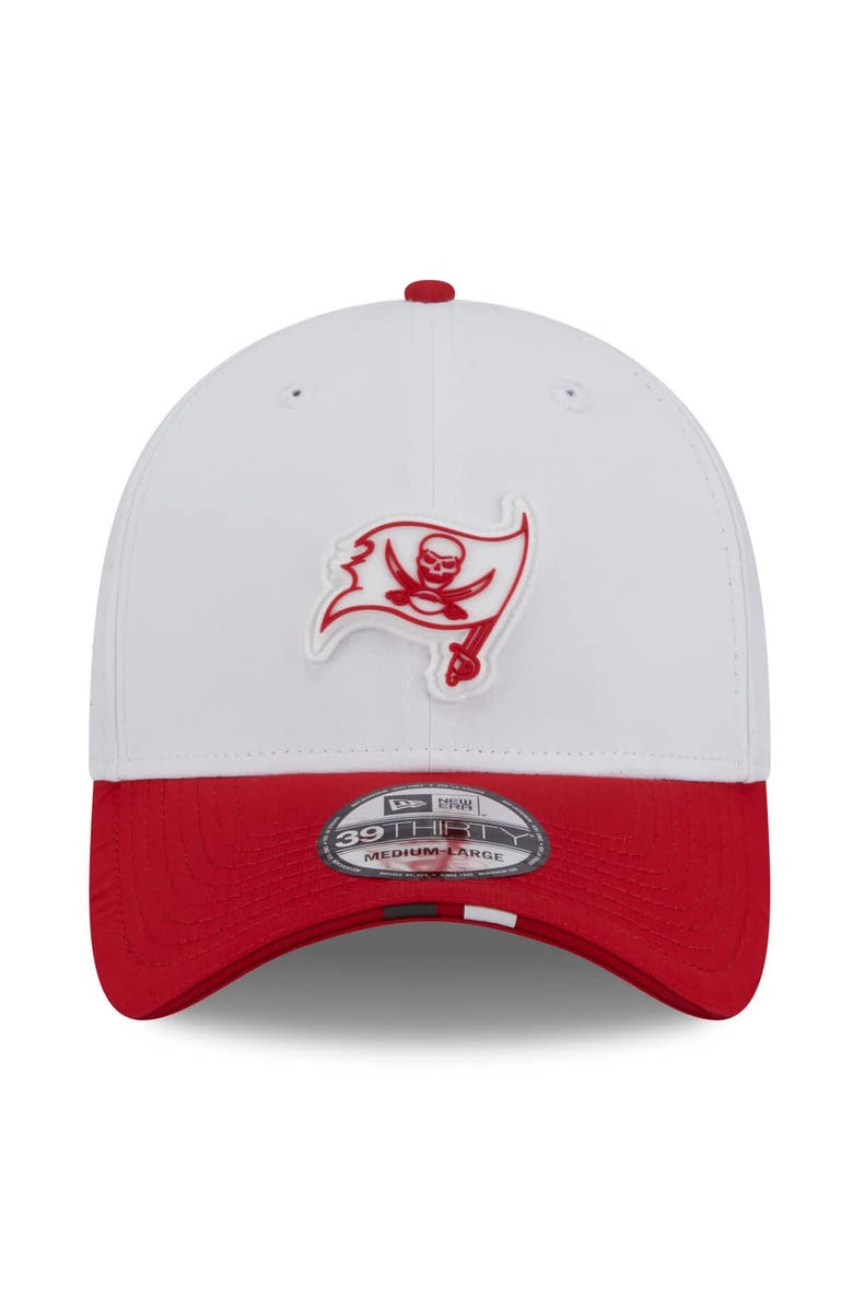 New Era Men's New Era White/Red Tampa Bay Buccaneers 2025 NFL Training Camp 39THIRTY Flex Hat, Alternate, color, White