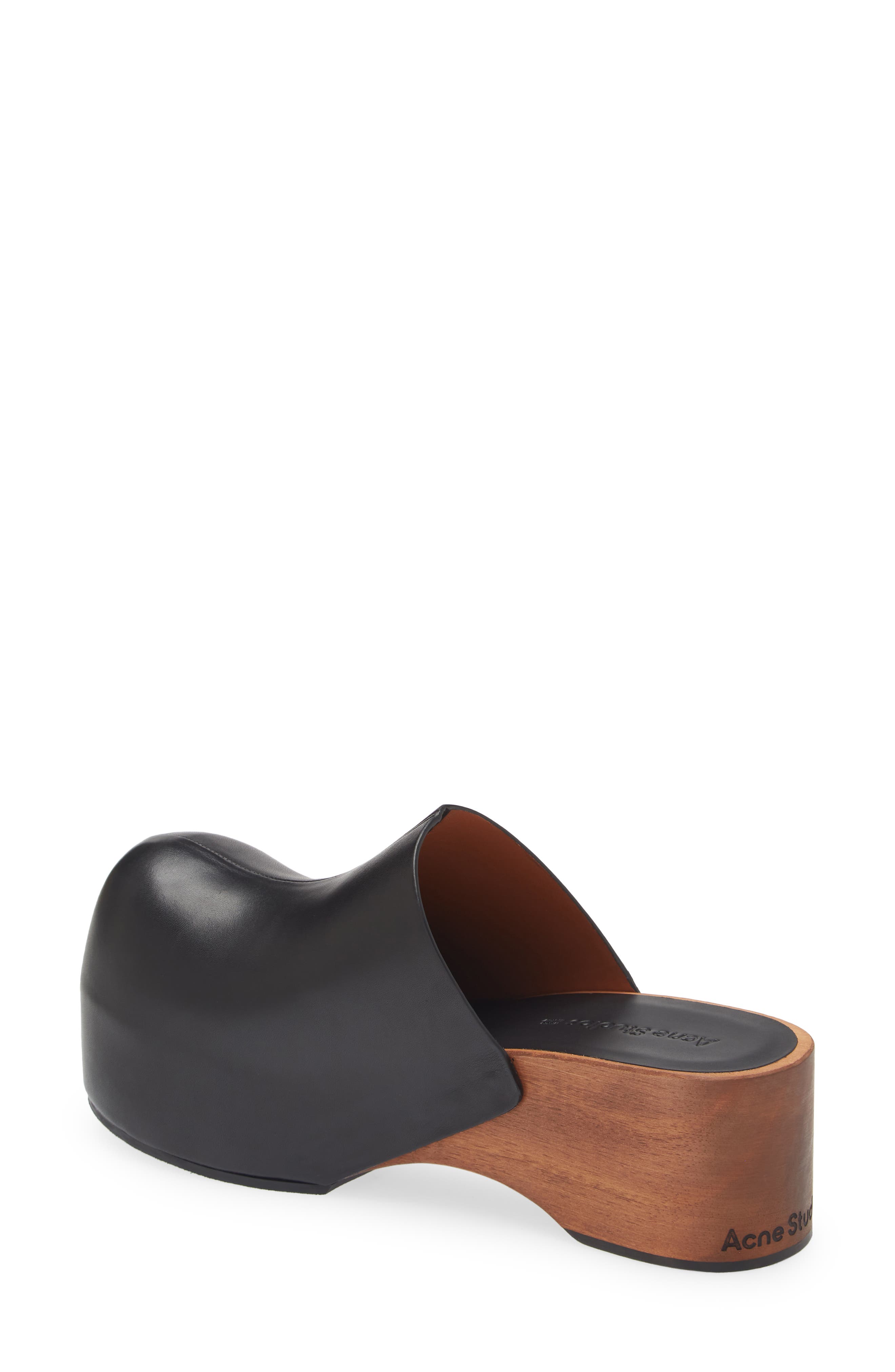 Round Toe Leather Clog, Alternate, color, BLACK
