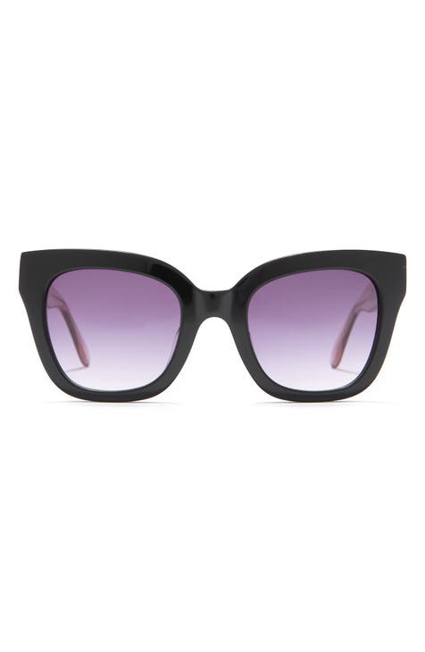 Fabulous BCBG Maxazria Sunglasses One size Tortoiseshell Classics JM182