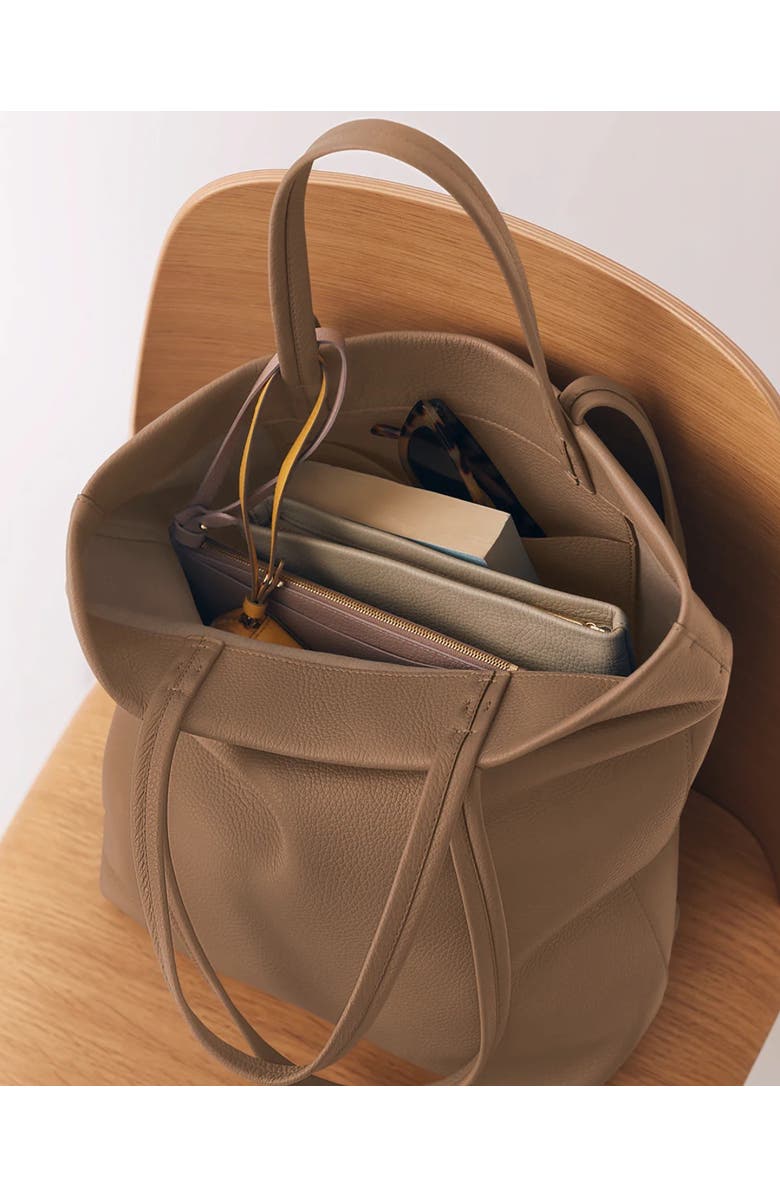 Cuyana Tall Easy Tote, Alternate, color, Cappuccino