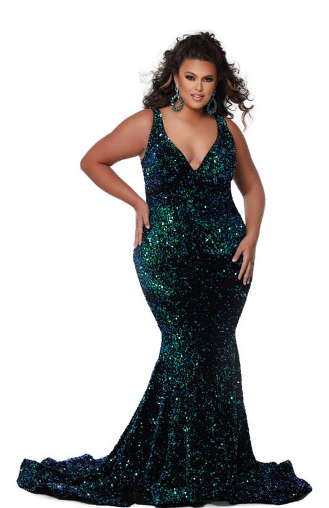 V-Neck Mermaid Plus Size Evening Gown