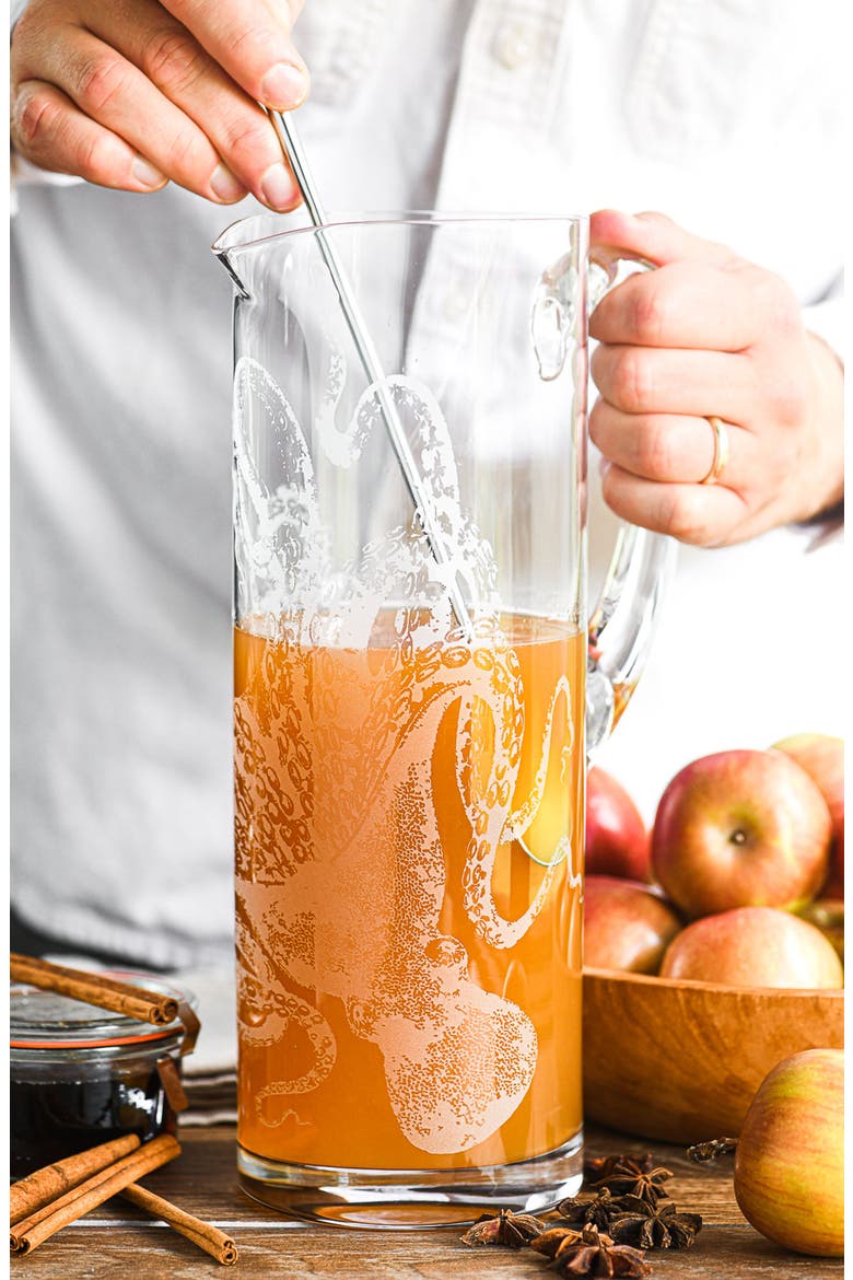 Lucy Tall Pitcher, Alternate, color, CLEAR