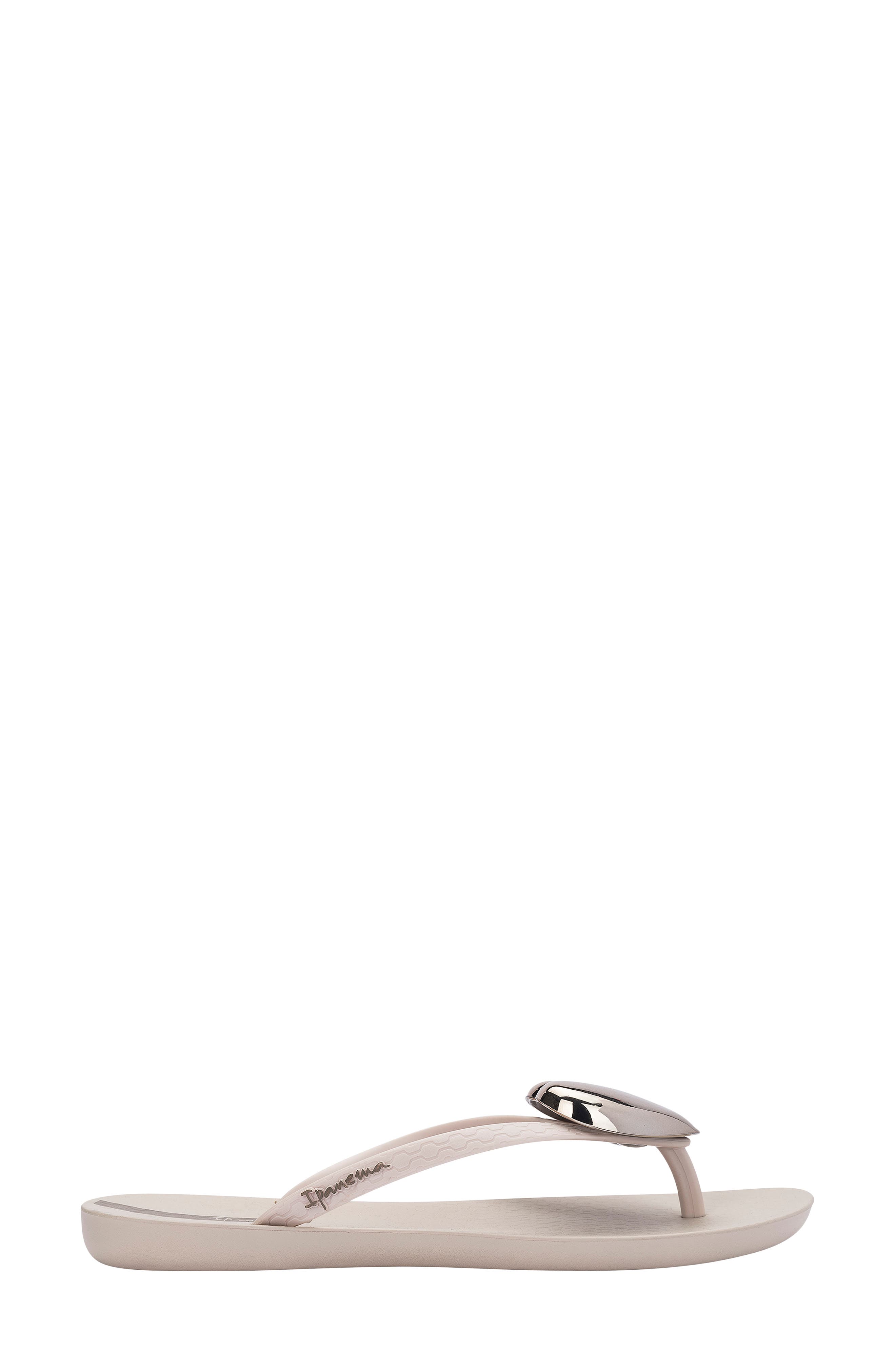 Maxi Fashion IV Fip Flop - image 4