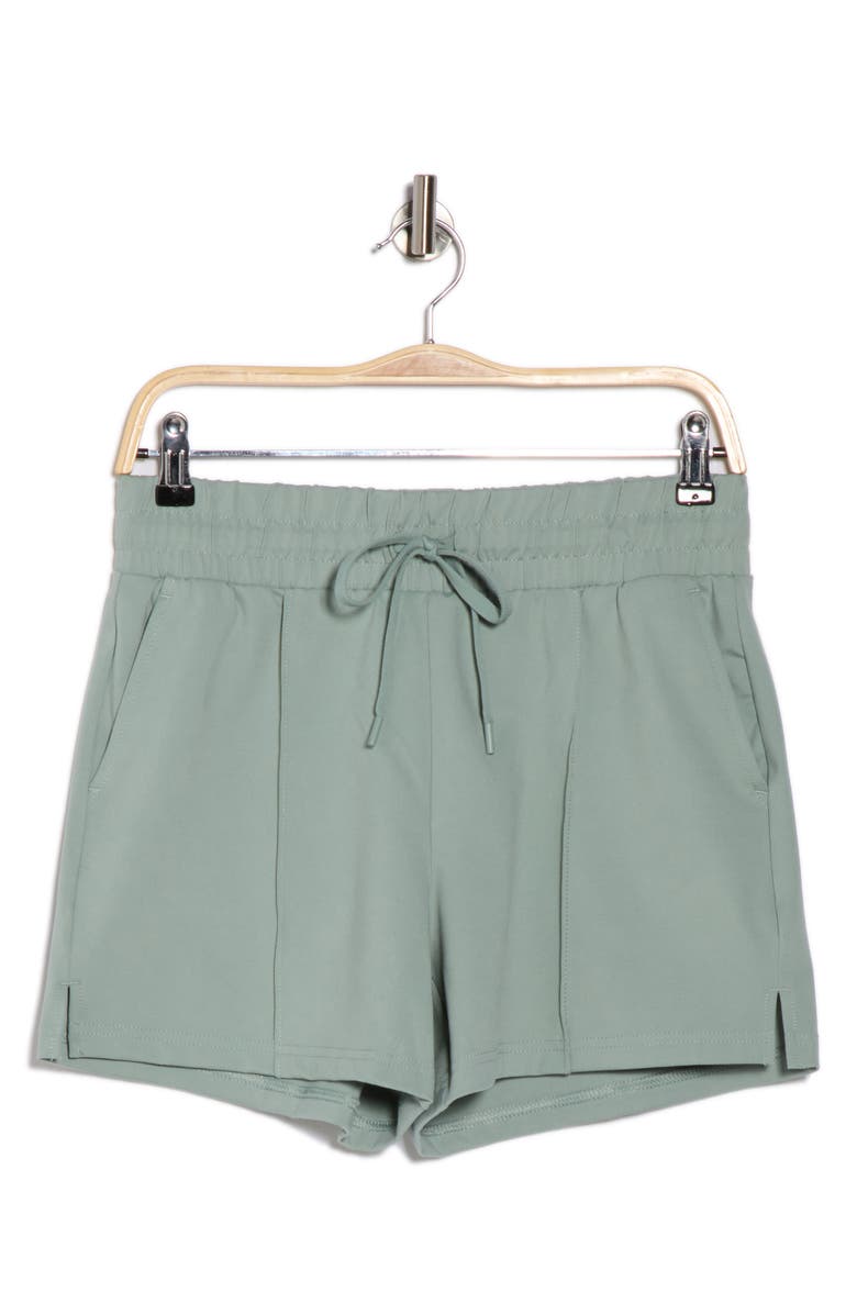 YOGALICIOUS Lux City Life 4-Inch Shorts, Alternate, color, Green Milieu