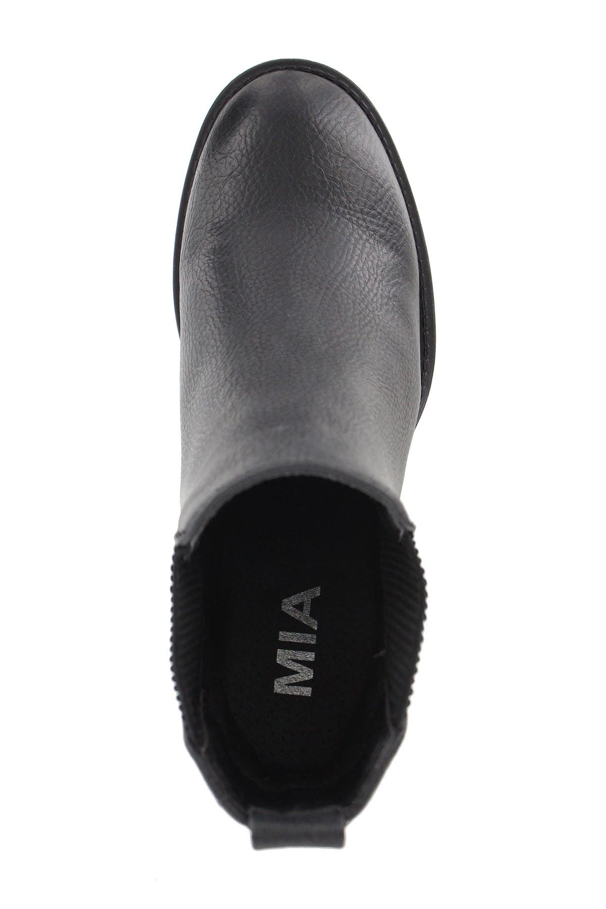 MIA Jody Ribbed Lug Sole Chelsea Boot, Alternate, color, Black