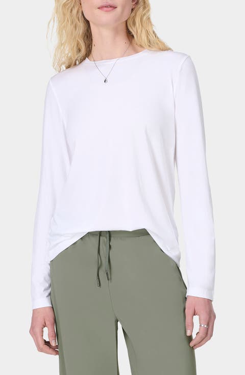 Essential Long Sleeve T-Shirt