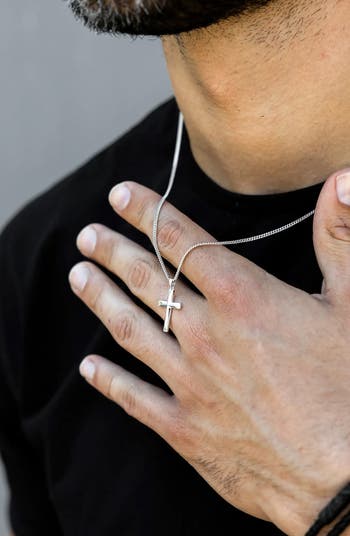 Men's Cross Pendant Necklace