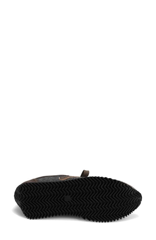 Vaneli Qalan Sneaker In Gray