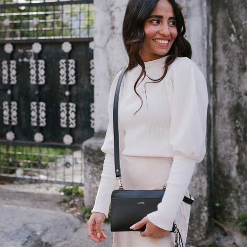 Joyn Crossbody Wallet In Black