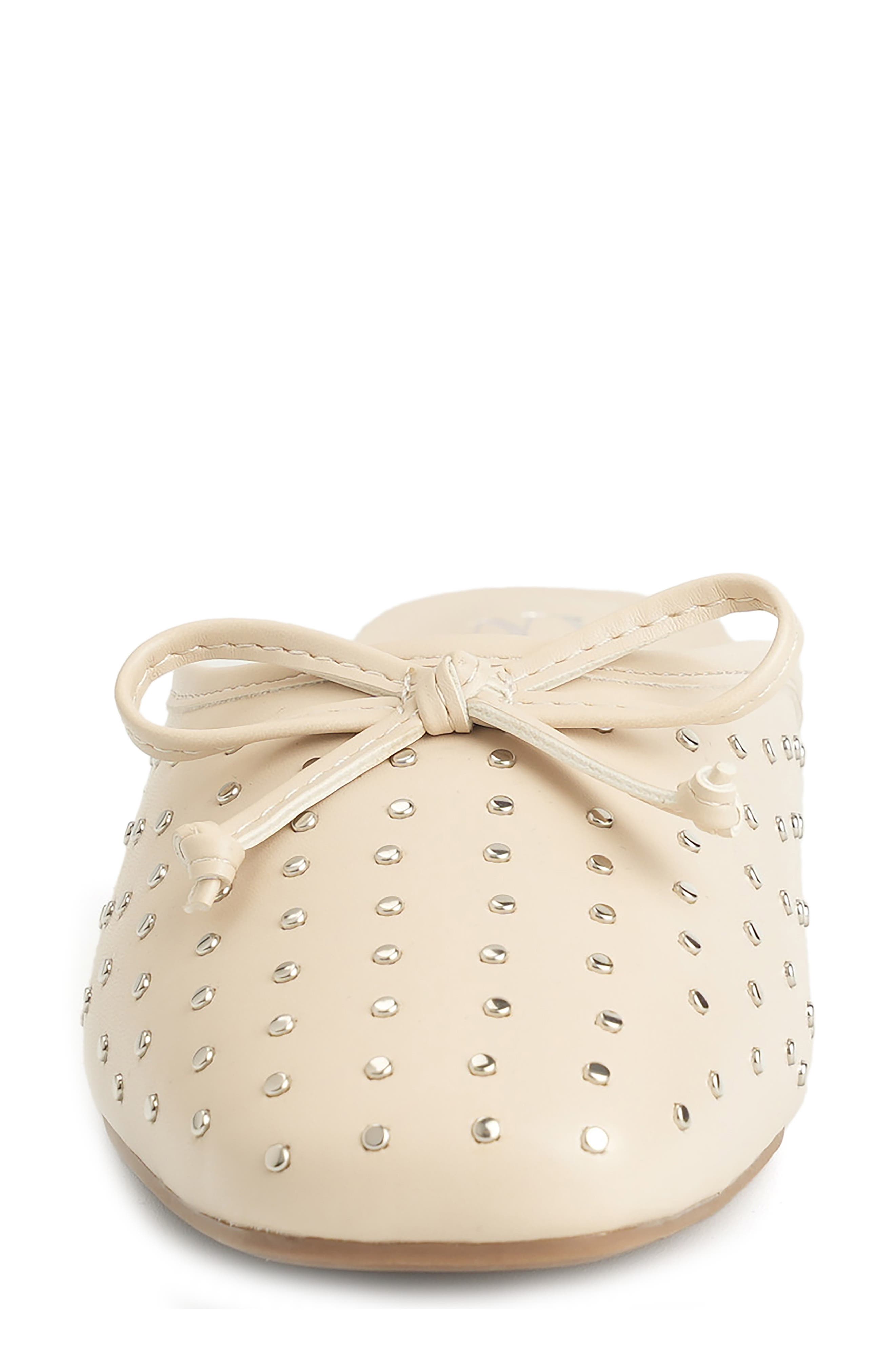 Lia Mule, Alternate, color, IVORY