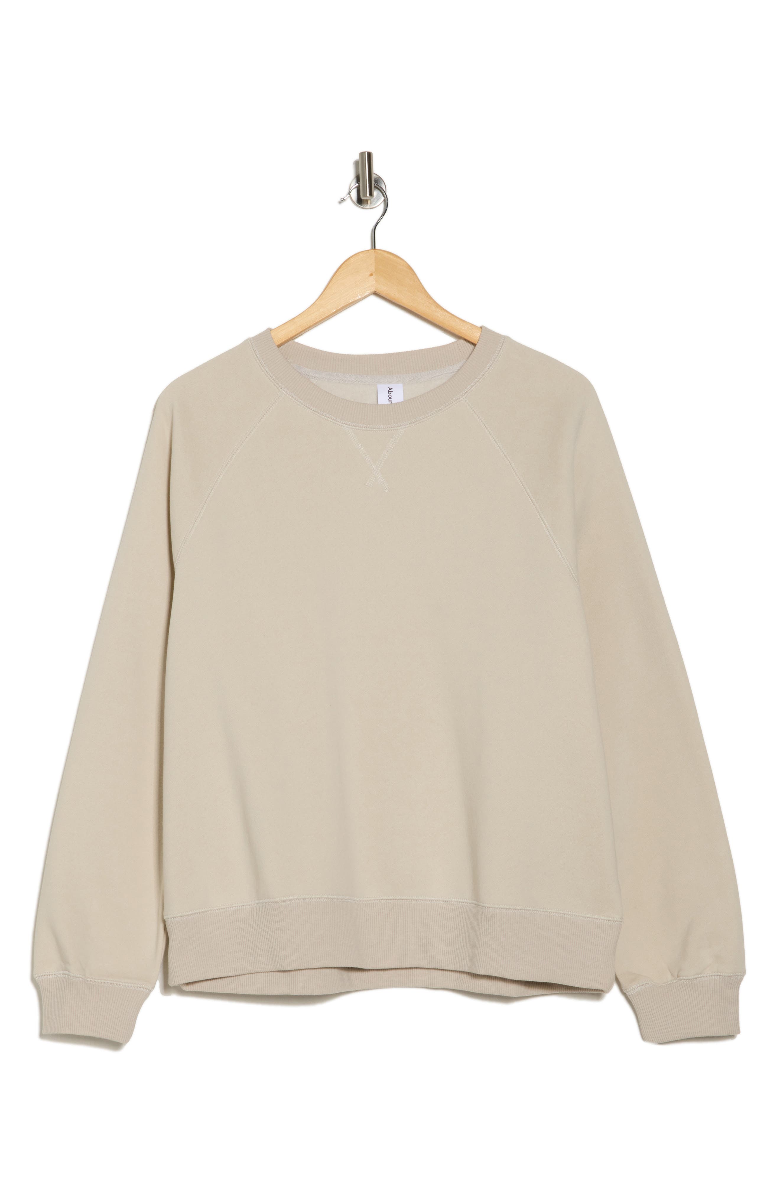Raglan Sleeve Sweatshirt