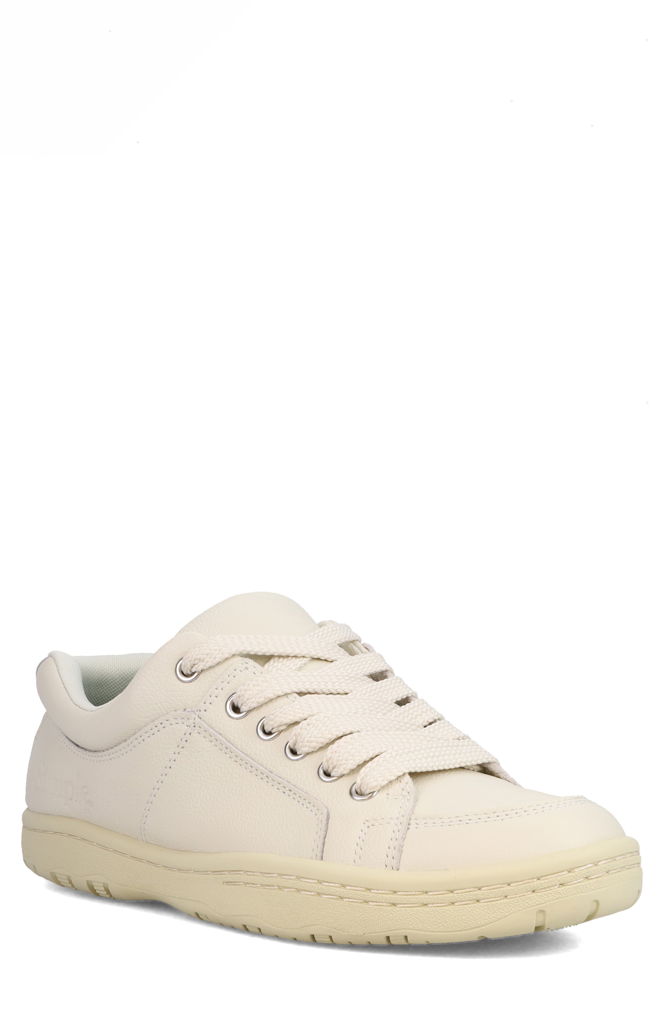 Low Top Sneaker