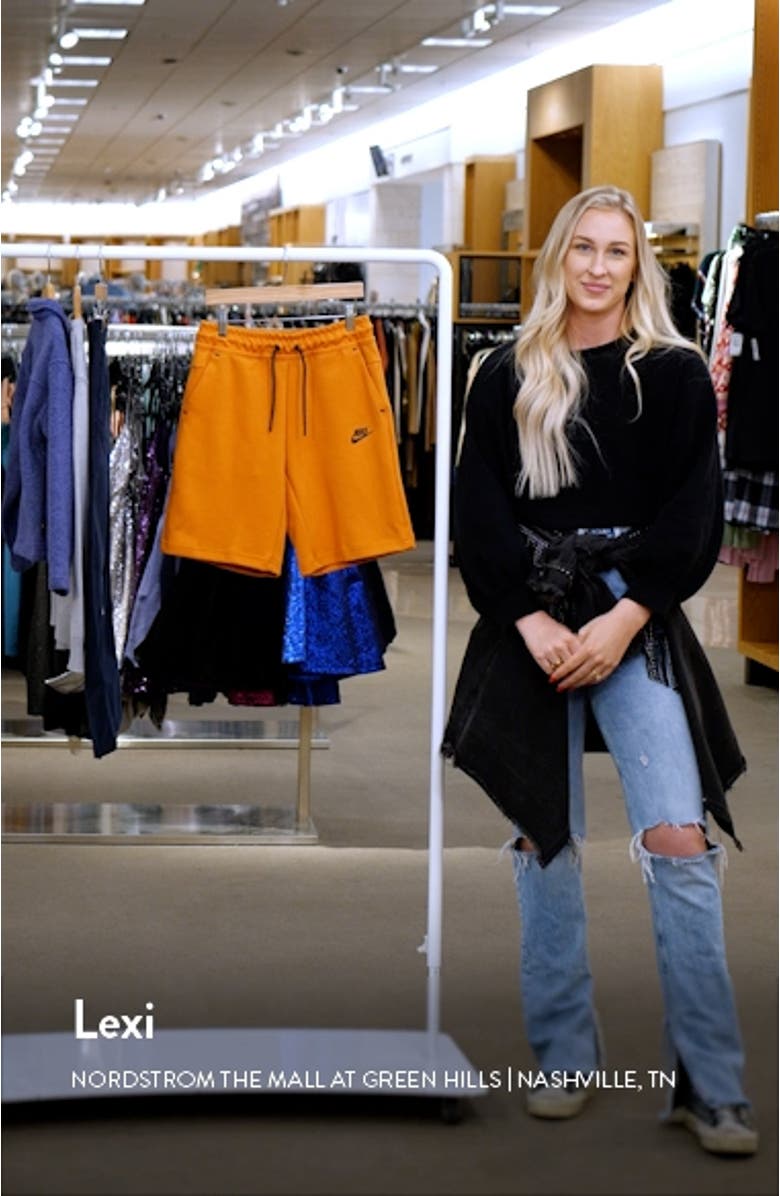 Sportswear Kids' Tech Fleece Sweat Shorts, sales video thumbnail