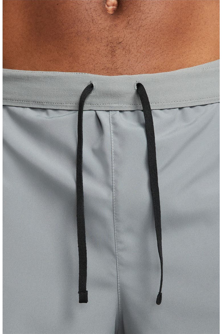 Dri-FIT Challenger Athletic Shorts, Alternate, color, 084 SMKGRY/REFSIL